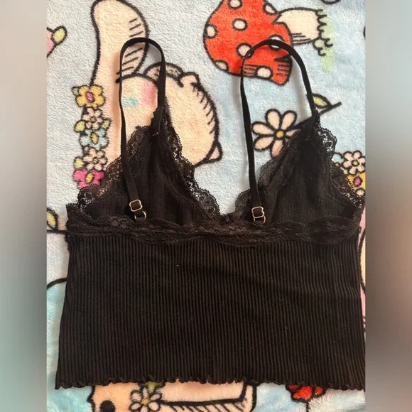 Forever 21 Black Lace Trim Top - Picture 2 of 3